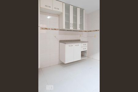 Apartamento à venda com 200m², 2 quartos e 3 vagas