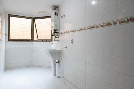 Apartamento à venda com 200m², 2 quartos e 3 vagas Apartamento à venda com 200m², 2 quartos e 3 vagasÁrea de serviço