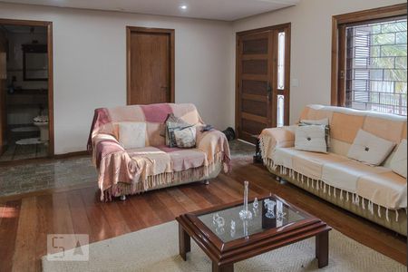 Sala de casa à venda com 4 quartos, 340m² em Vila Ipiranga, Porto Alegre