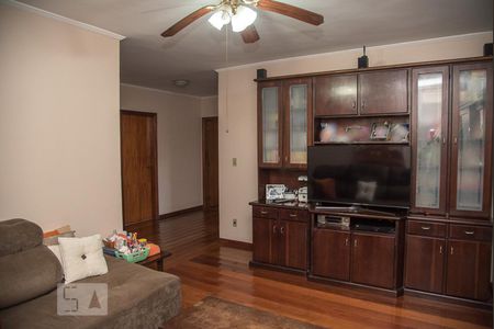 Casa à venda com 340m², 4 quartos e 4 vagasSala