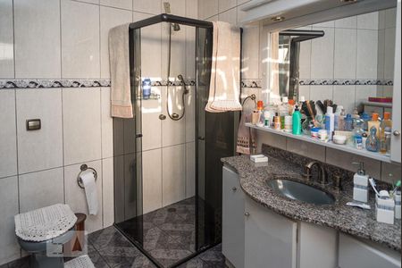 Casa à venda com 340m², 4 quartos e 4 vagasBanheiro