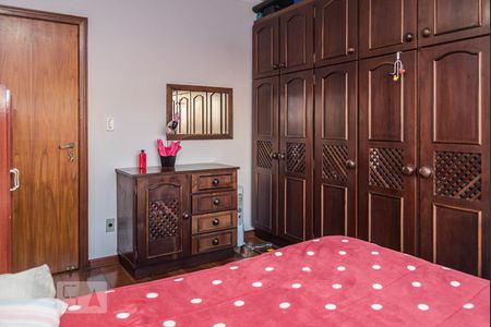 Casa à venda com 340m², 4 quartos e 4 vagasQuarto 3