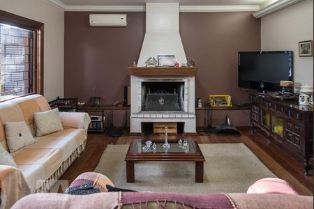 Sala de casa à venda com 4 quartos, 340m² em Vila Ipiranga, Porto Alegre