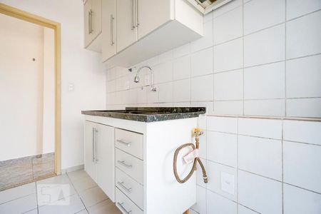 Apartamento à venda com 48m², 2 quartos e 1 vaga Apartamento à venda com 48m², 2 quartos e 1 vagaCozinha