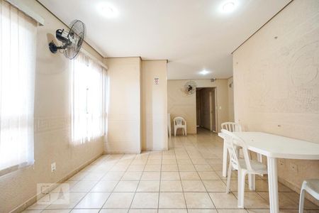 Apartamento à venda com 48m², 2 quartos e 1 vaga Apartamento à venda com 48m², 2 quartos e 1 vagaSalão de festas