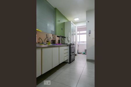 Apartamento à venda com 104m², 2 quartos e sem vaga Apartamento à venda com 104m², 2 quartos e sem vagaCozinha