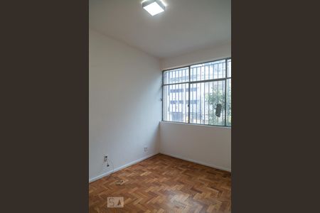 Sala de apartamento para alugar com 2 quartos, 70m² em Funcionários, Belo Horizonte