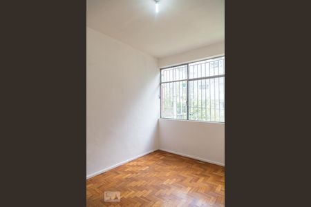 Quarto 1 de apartamento para alugar com 2 quartos, 70m² em Funcionários, Belo Horizonte