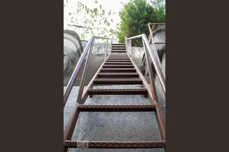 Casa à venda com 200m², 4 quartos e 2 vagasESCADAS PARA HORTA