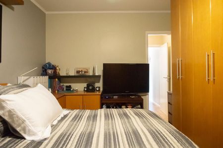 Casa à venda com 200m², 4 quartos e 2 vagasQUARTO 1 SUITE