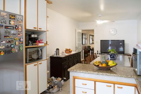 Casa à venda com 200m², 4 quartos e 2 vagasCOZINHA