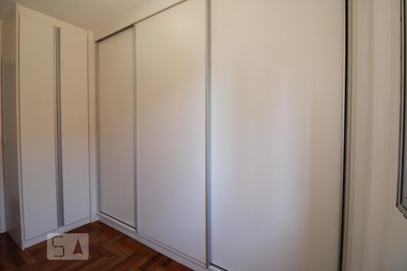 Quarto 1 - Armários de apartamento para alugar com 2 quartos, 54m² em Alto da Lapa, São Paulo