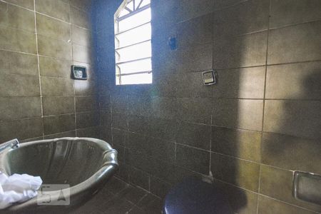 Casa à venda com 175m², 5 quartos e 1 vagaBanheiro 3