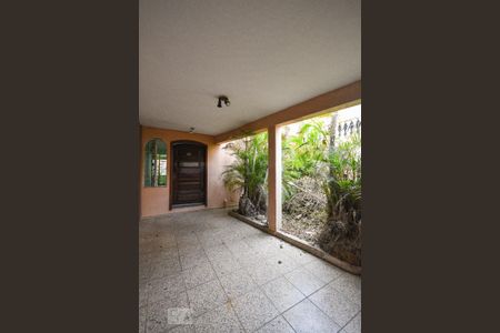 Casa à venda com 175m², 5 quartos e 1 vagaGaragem