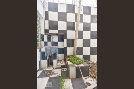 Casa à venda com 175m², 5 quartos e 1 vagaÁrea de Serviço