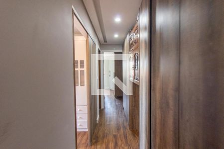 Corredor de apartamento para alugar com 2 quartos, 76m² em Fazendinha, Curitiba