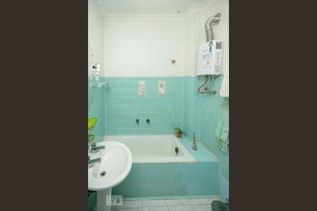 Apartamento à venda com 85m², 2 quartos e sem vaga Apartamento à venda com 85m², 2 quartos e sem vagaBanheiro