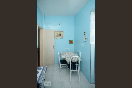 Apartamento à venda com 85m², 2 quartos e sem vaga Apartamento à venda com 85m², 2 quartos e sem vagaCozinha