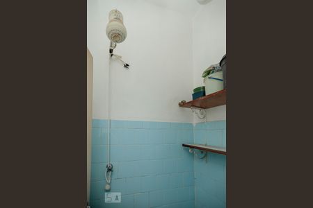 Apartamento à venda com 85m², 2 quartos e sem vaga Apartamento à venda com 85m², 2 quartos e sem vagaBanheiro de serviço