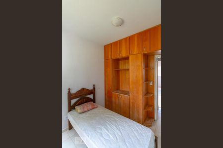 Apartamento à venda com 65m², 3 quartos e 1 vagaQuarto 2