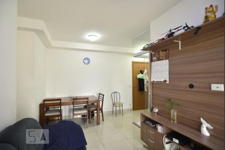 Apartamento para alugar com 70m², 3 quartos e 1 vagaSala