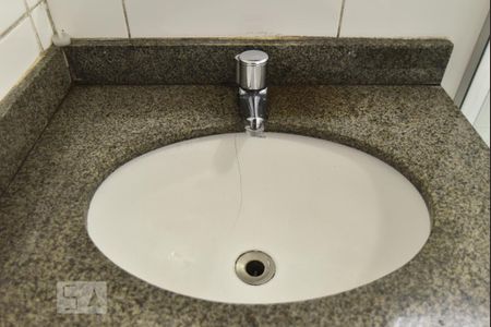 Apartamento para alugar com 70m², 3 quartos e 1 vagaBanheiro - pia