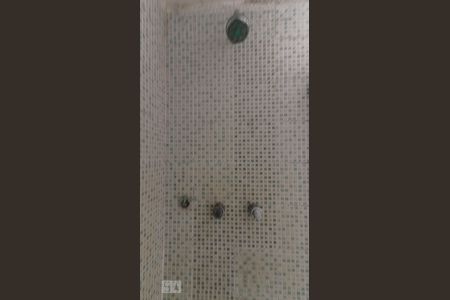 Apartamento para alugar com 80m², 2 quartos e 2 vagasDetalhe do banheiro da suite