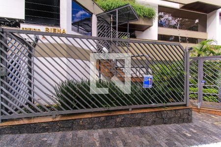 Apartamento para alugar com 200m², 3 quartos e 2 vagas Apartamento para alugar com 200m², 3 quartos e 2 vagasFachada