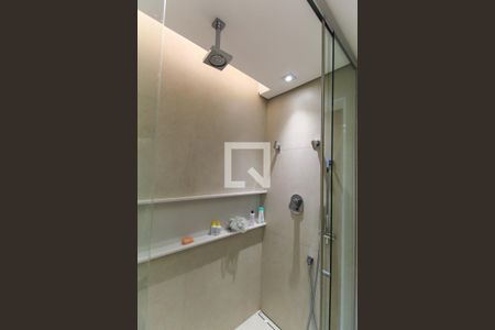 Apartamento para alugar com 200m², 3 quartos e 2 vagas Apartamento para alugar com 200m², 3 quartos e 2 vagasBanheiro da Suíte 3