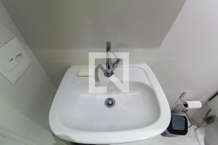 Apartamento para alugar com 200m², 3 quartos e 2 vagas Apartamento para alugar com 200m², 3 quartos e 2 vagasBanheiro de serviço