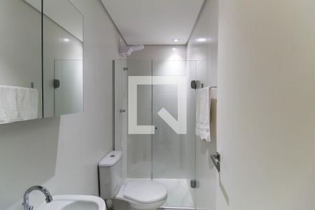 Apartamento para alugar com 200m², 3 quartos e 2 vagas Apartamento para alugar com 200m², 3 quartos e 2 vagasBanheiro de serviço