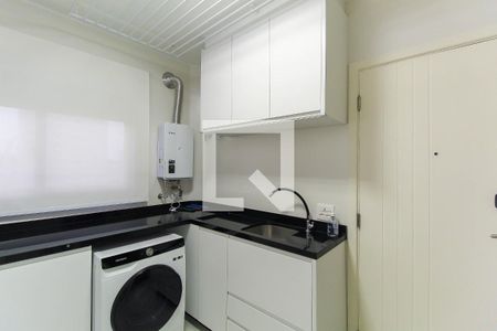 Apartamento para alugar com 200m², 3 quartos e 2 vagas Apartamento para alugar com 200m², 3 quartos e 2 vagasÁrea de Serviço