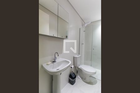 Apartamento para alugar com 200m², 3 quartos e 2 vagas Apartamento para alugar com 200m², 3 quartos e 2 vagasBanheiro de serviço