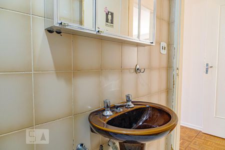 Apartamento à venda com 176m², 3 quartos e 1 vagaBanheiro social