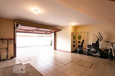 Casa à venda com 230m², 4 quartos e 2 vagasGaragem