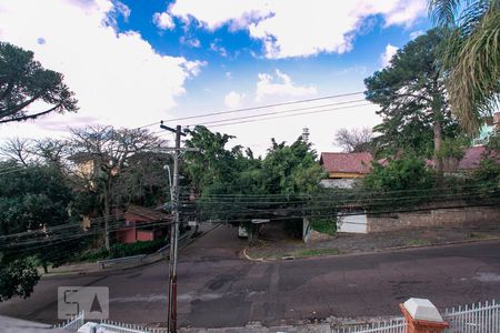 Casa à venda com 230m², 4 quartos e 2 vagasVista