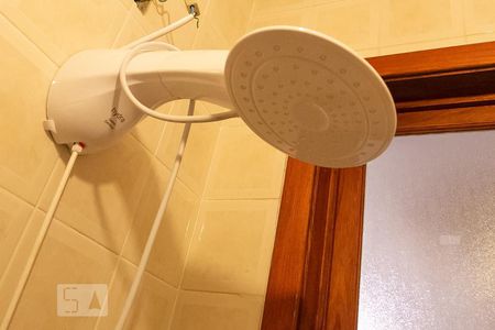 Casa à venda com 230m², 4 quartos e 2 vagasDetalhe