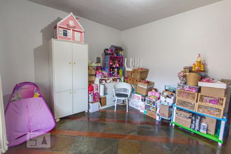 Casa à venda com 189m², 3 quartos e 3 vagasQuarto 2