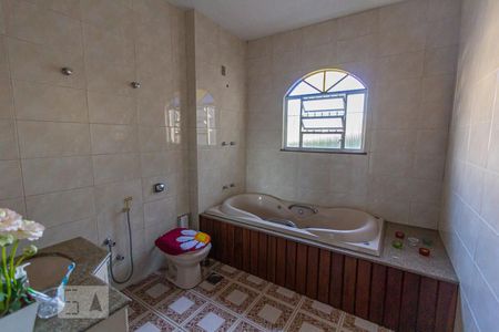 Casa à venda com 189m², 3 quartos e 3 vagasBanheiro da Suíte