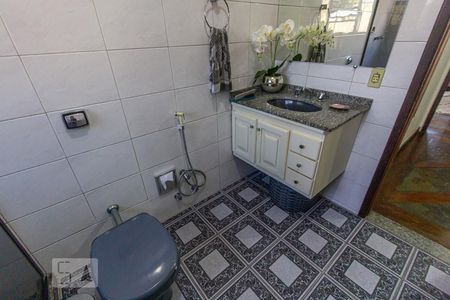 Casa à venda com 189m², 3 quartos e 3 vagasBanheiro Social 1