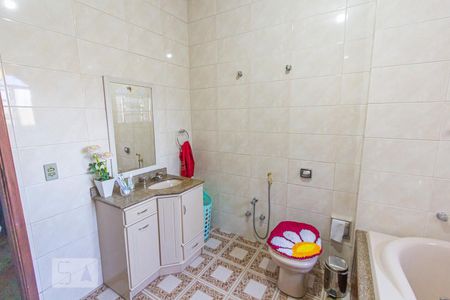 Casa à venda com 189m², 3 quartos e 3 vagasBanheiro da Suíte