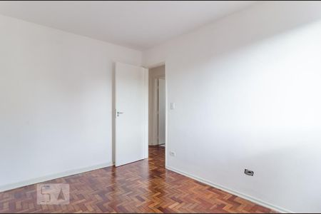 Quarto 1 de apartamento para alugar com 2 quartos, 55m² em Vila Guarani (z Sul), São Paulo