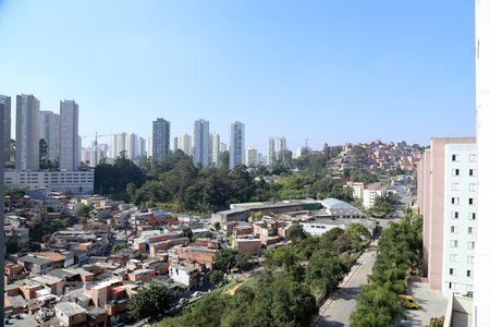 Vista do Quarto 1 de apartamento para alugar com 2 quartos, 40m² em Parque Reboucas, São Paulo