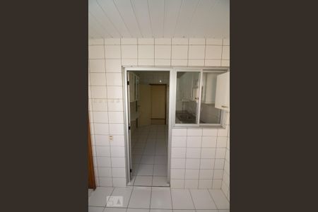 Apartamento para alugar com 145m², 3 quartos e 1 vaga Apartamento para alugar com 145m², 3 quartos e 1 vagaÁrea de Serviço
