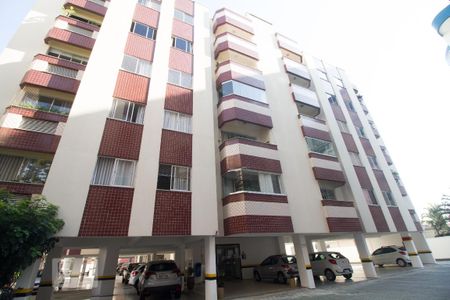 Apartamento para alugar com 145m², 3 quartos e 1 vaga Apartamento para alugar com 145m², 3 quartos e 1 vagaFachada