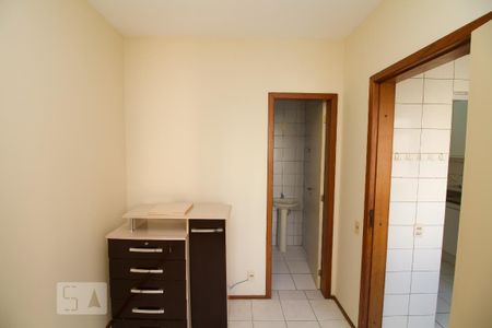 Apartamento para alugar com 145m², 3 quartos e 1 vaga Apartamento para alugar com 145m², 3 quartos e 1 vagaQuarto de Serviço