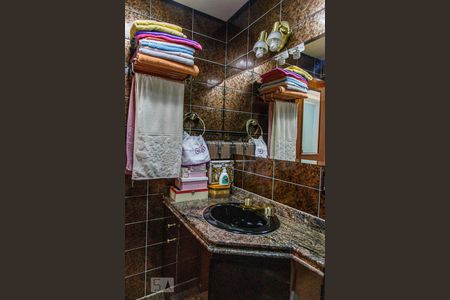 Apartamento à venda com 115m², 3 quartos e 2 vagasBanheiro Suíte