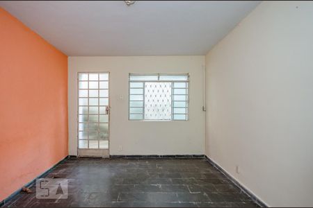 Sala de casa para alugar com 2 quartos, 100m² em Havaí, Belo Horizonte