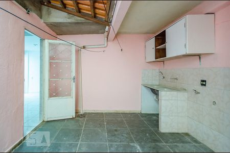 Casa para alugar com 100m², 2 quartos e sem vagaÁrea de Serviço