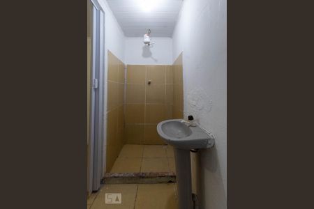 Banheiro de casa para alugar com 1 quarto, 30m² em Nonoai, Porto Alegre